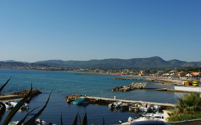 Holidays & Work Les Plages