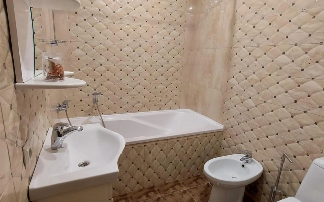 Apartment on Dudayeva 17