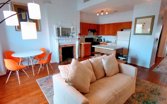 Hotspot On 17Th St Nw 2Br Steps To Dupont Circle 2 Bedroom Apts