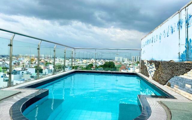Ha Oanh 2 Hotel by ZUZU