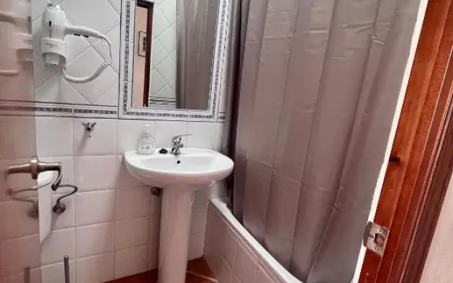 Apartamento Bamboleo con piscina -solo familias y parejas-