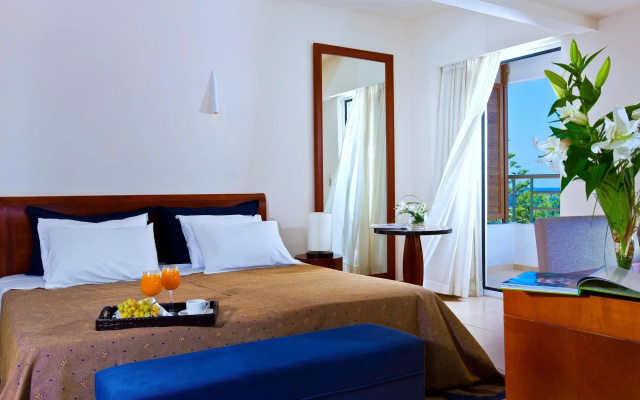 Apollonia Resort & Spa