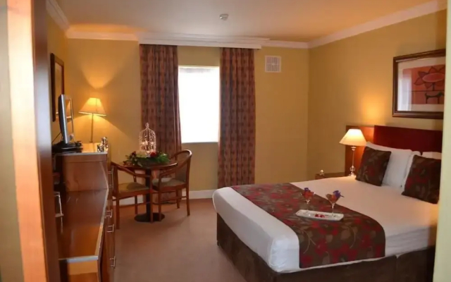 Hamlet Court Hotel