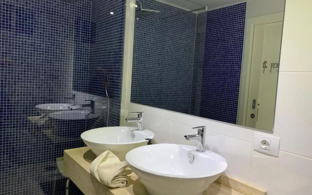 Club Villa Mar- First line modern spacious studio