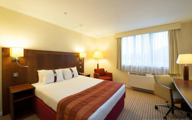 Holiday Inn Northampton by IHG