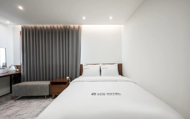 Gunsan Raonhaje Hotel