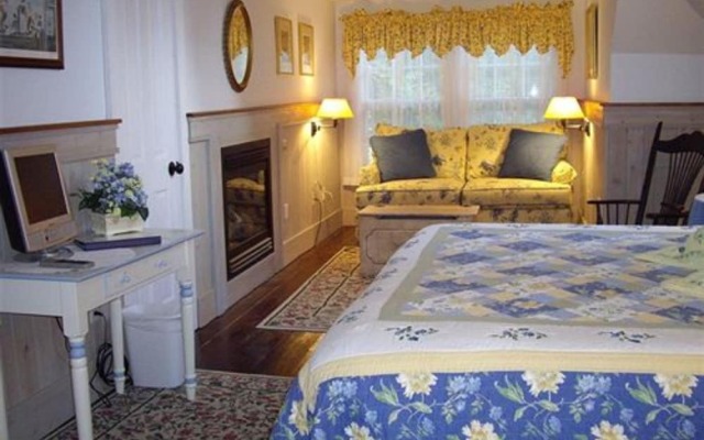 Isaiah Jones Homestead Bed & Breakfast