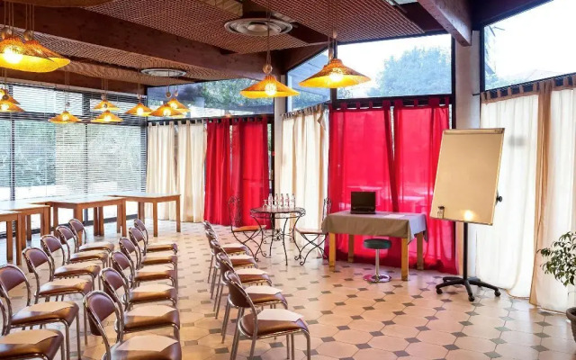 ibis budget Alès Saint Christol