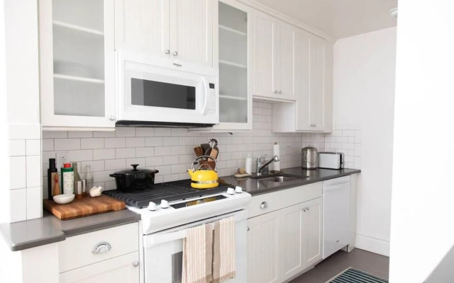 Touraine Unit 104 In Philadelphia