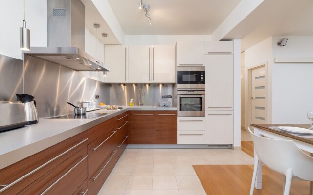 Apartment Cracow Trynitarska by Renters