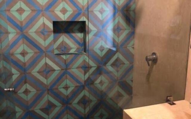 Beautiful Apartment Equipped/Jacuzzi/WIFI/Pool AC