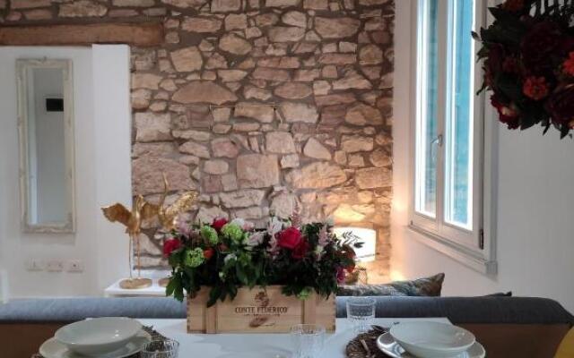 Appartamento grazioso in palazzina del 900: Verona