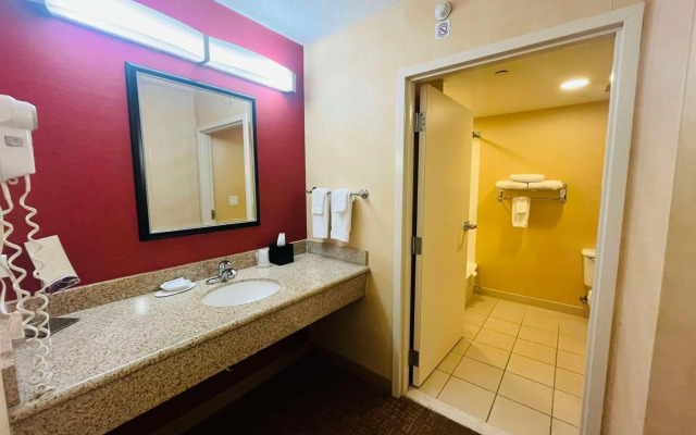 Sonesta Essential Junction City