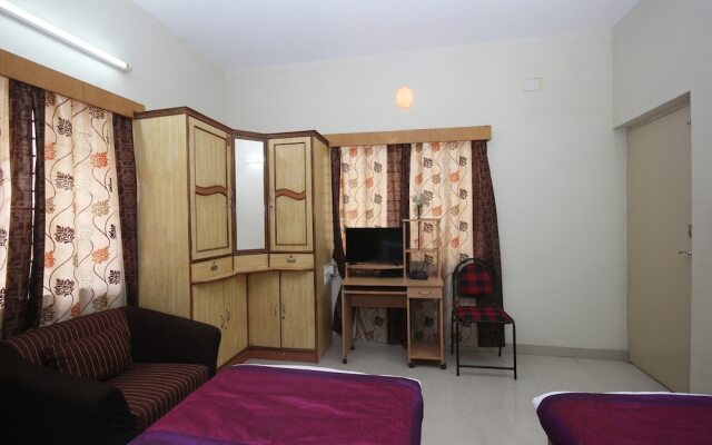 Hotel Shree Comforts by OYO Rooms