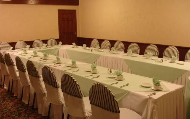 Hotel Grand Plaza La Paz