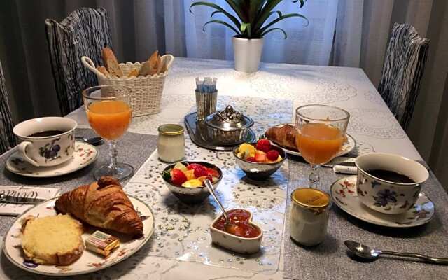 Suite Eugenie Piscine Maison Blanche Tulle