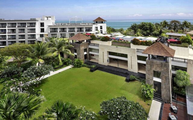 Pullman Bali Legian Beach