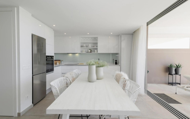 Luxury holiday apartment with 2 bedrooms in Cancelada