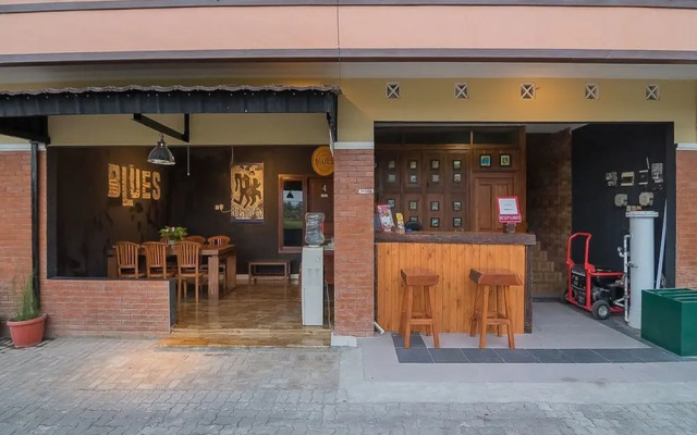 RedDoorz near Desa Wisata Kasongan