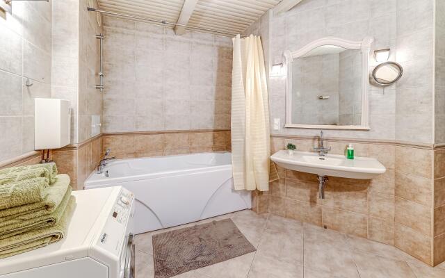 Веста Невский 131