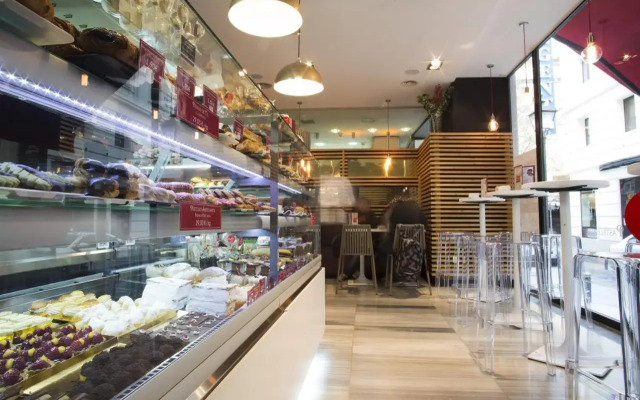Hotel Avenida Gran Via