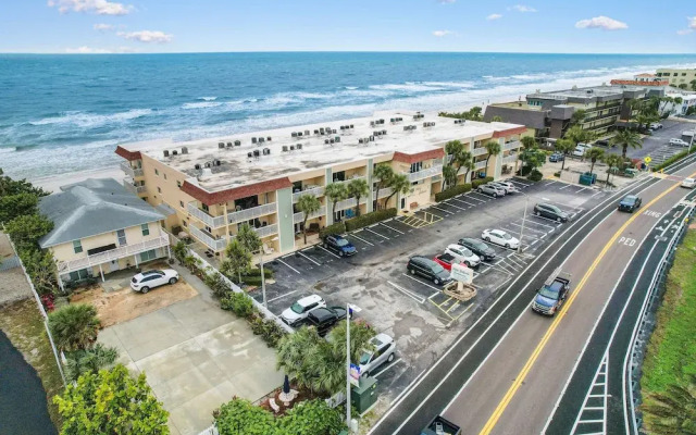 Fifty Gulfside Condominiums