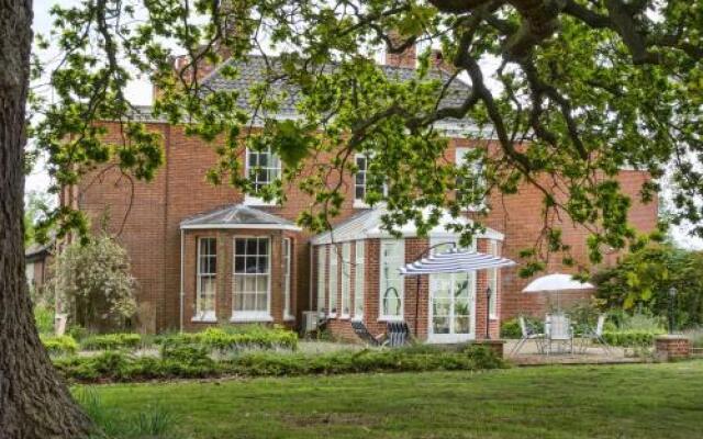 Lingwood Hall
