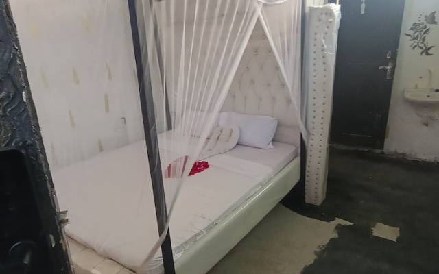 Babalao Beach Resort  Backpackers & Tent