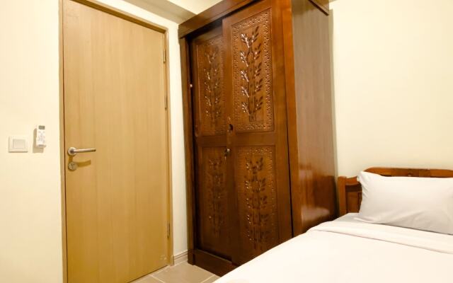 Modern Look 2Br At Meikarta Apartment