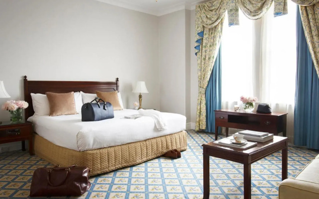 The Hotel Windsor