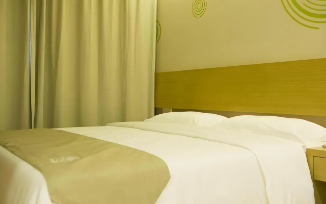 GreenTree Inn Nantong Qidong Lvsi Harbour Express Hotel