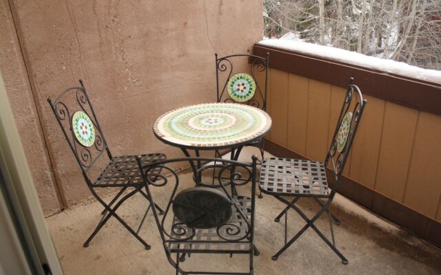 The Lift 210 - 3BR Condo