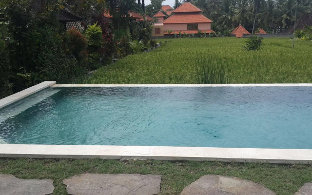Puji Bungalow