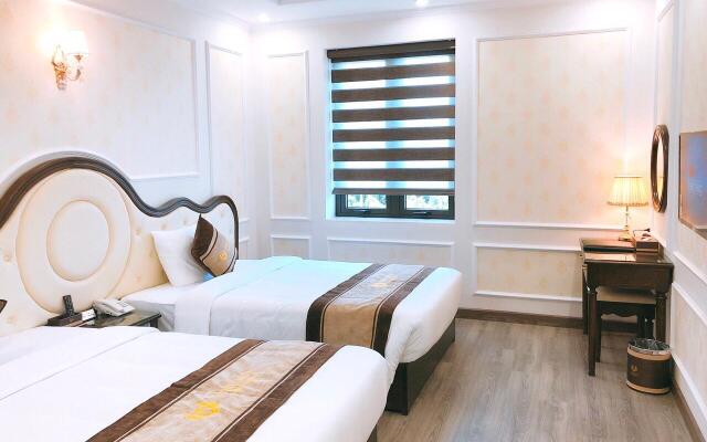 Vincent Halong Hotel