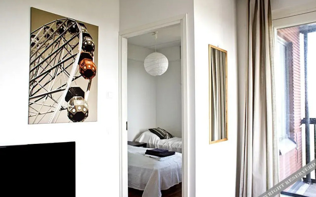 Airport Apartments