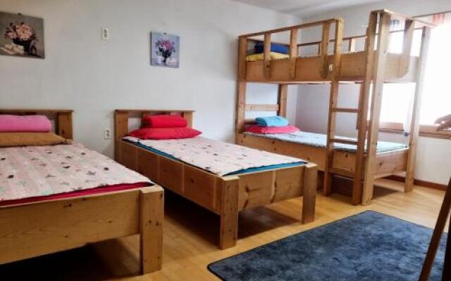Tongyeong One Guesthouse