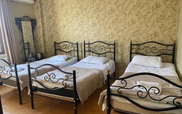 Hotel White Magnolia