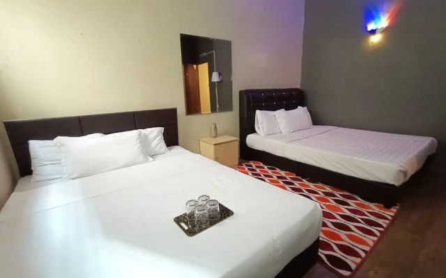 Pine Boutique Batu Gajah