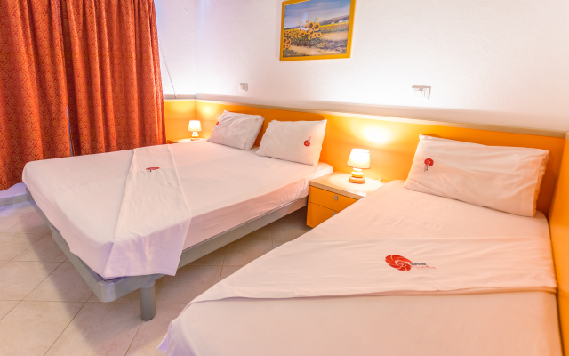 Nautilus Aparthotel