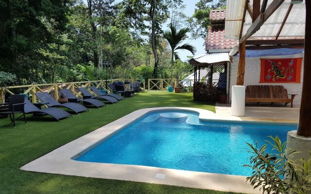 Bugabutik Hotel Resort