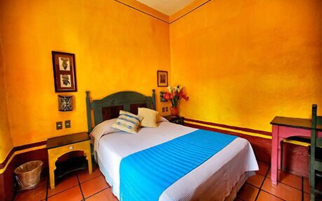 Hotel Azucena