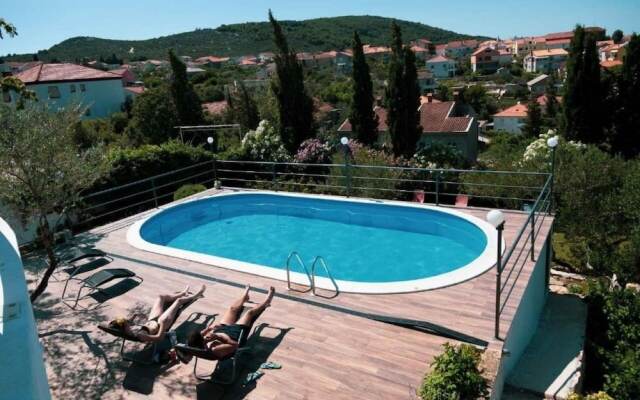 Novis - Close to the sea - A2 Lucia