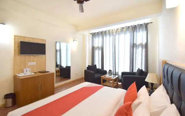 The Woodbine by OYO Rooms