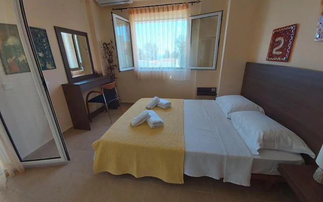 Paradise Kriopigi Hotel