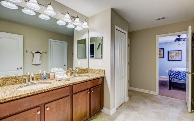 Moon Villa by Florida Spirit