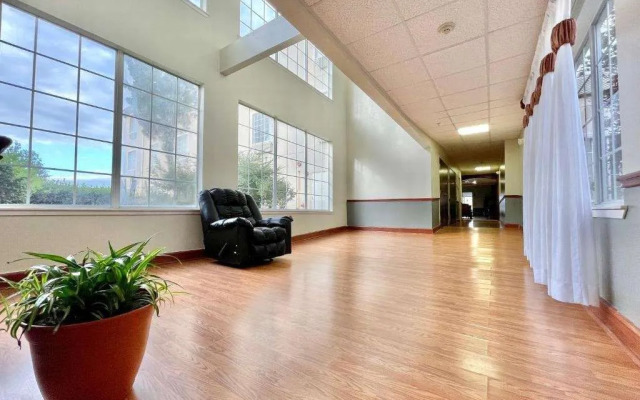 FairBridge Inn & Suites Cleburne