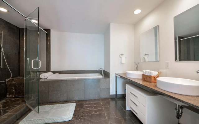 Private Residences At Icon Twr3 By Jos17
