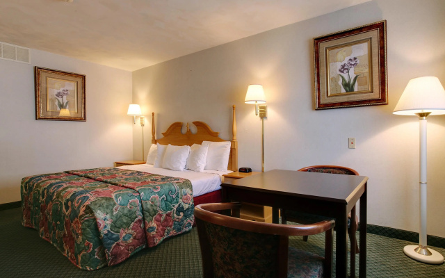 Americas Best Value Inn Uvalde - фото 4