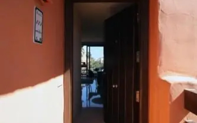 Sotoserena Tropical Flat- sleeps4