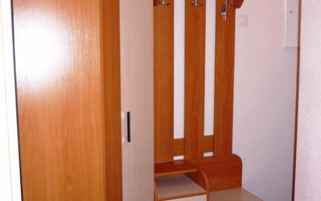 Na Leninskom Apartments